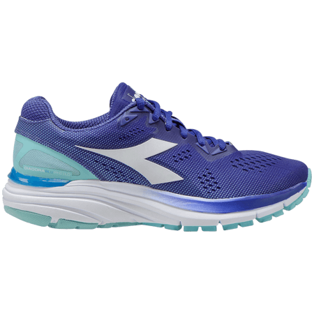 diadora mythos blushield 3